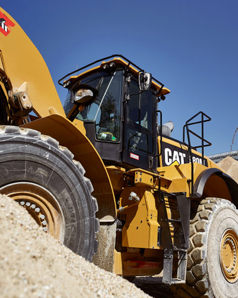 Bagger beim Schotterabbau